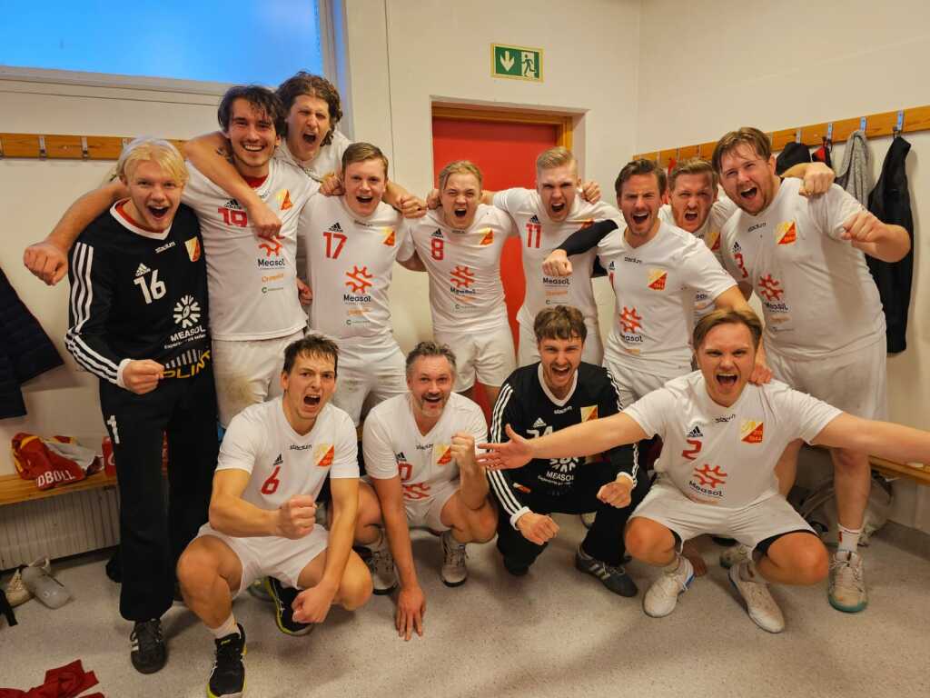 Seger med 30-35 på bortaplan mot HF SIF