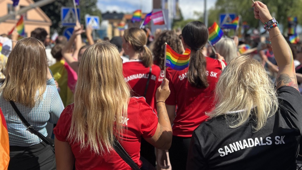 Gå Pride Parade med Sannadals SK – Starkare tillsammans!