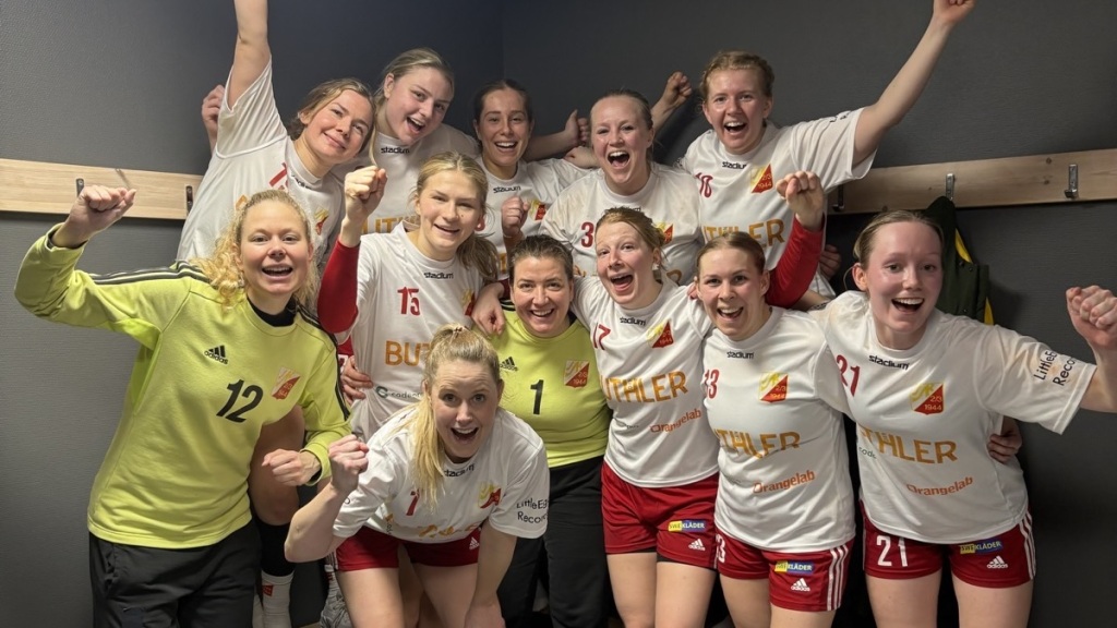 Damerna tog ännu en stabil bortaseger mot Vallentuna